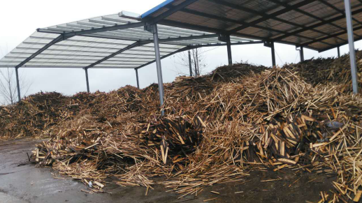 上圖為農(nóng)林廢棄物秸稈、木屑等 上圖為農(nóng)林廢棄物秸稈、木屑等